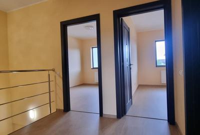 Duplex cu 4 camere cu Teren 240 Mp în Domnești - 9