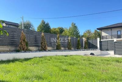 Casă cu 3 camere cu Canalizare în Rediu