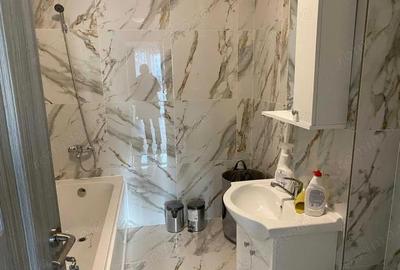 Apartament cu 3 camere decomandat în Apărătorii Patriei - 2