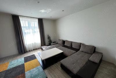 Casă cu 4 camere în Central - 1