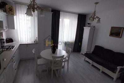 Inchiriere 3 camere mobilat utilat loc parcare - 2