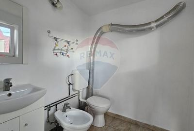 Casă cu 7 camere cu Teren 1025 Mp în Sânpetru - 10