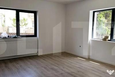 Casă cu 7 camere cu Teren 590 Mp în Semicentral - 9