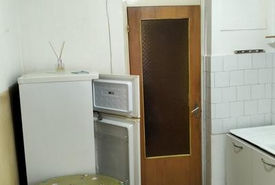 Titan, Costin Georgian - 2