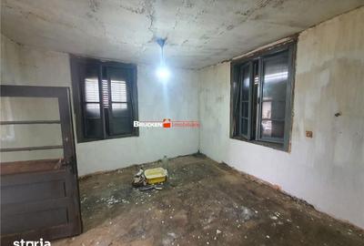 Casă cu 3 camere cu Teren 9504 Mp în Chișlaz - 9