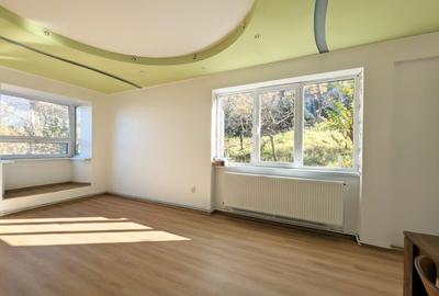 Vand apartament 3 camere in vila zona Centru Vechi Comision 0% - 6