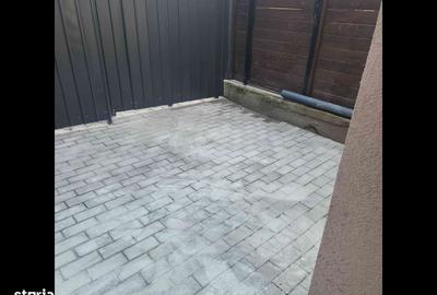 Casă cu 4 camere cu Teren 90 Mp în Central