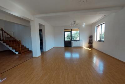 Casa Individuală 4 Camere P+1 strada Melodiei, Fundeni Dobroești - 2