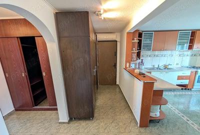 Apartament 3 camere, central, Otopeni - 7