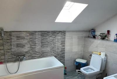 Casă cu 4 camere cu Teren 155 Mp în Central - 2