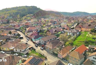 Casă cu 3 camere cu Teren 655 Mp în Central - 3