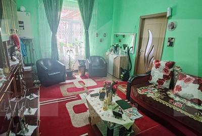 Apartament de vanzare, cu 2 camere, 55 mp, zona Sinaia - 8