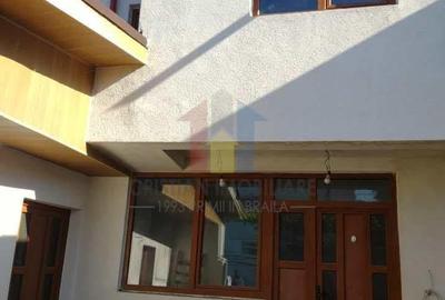 Casă cu 4 camere cu Teren 106 Mp în Central - 3