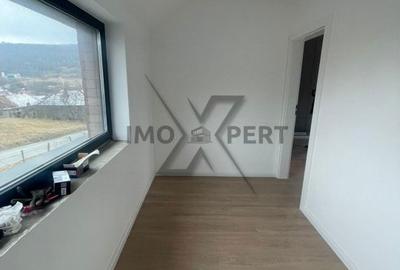 Casă cu 5 camere cu Teren 500 Mp în Baciu - 3