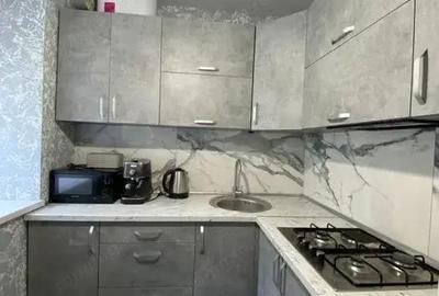 Garsonieră decomandată în Colentina