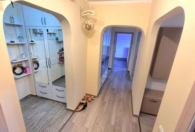 Apartament cu 3 camere decomandat în Sârbi - 3