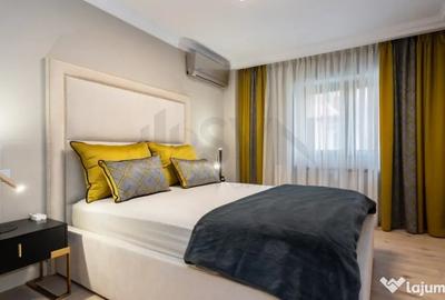 Apartament cu 4 camere decomandat în Victoriei