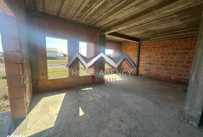 Casă cu 4 camere în Dumbrăveni - 2