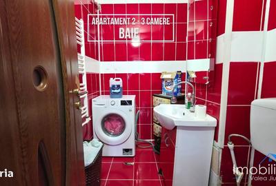 Apartament cu 4 camere decomandat în Central - 1