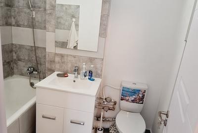 Metrou Titan Metrou Titan - 5