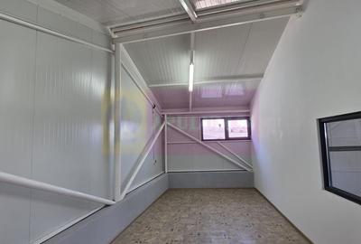 Spațiu comercial, de 230 mp, în Central - 3