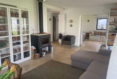 Casă cu 3 camere în Moara Vlăsiei - 2