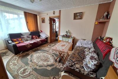 Apartament 2 amere semidecomandat , zona Narcisa - 1