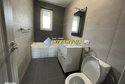 Casă cu 3 camere cu Canalizare în Ampoi 3 - 2