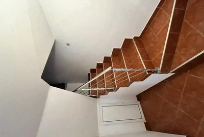 Casă cu 4 camere în Ciorani - 10