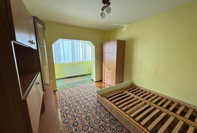 Apartament cu 2 camere decomandat, mobilat în Răcădău - 3