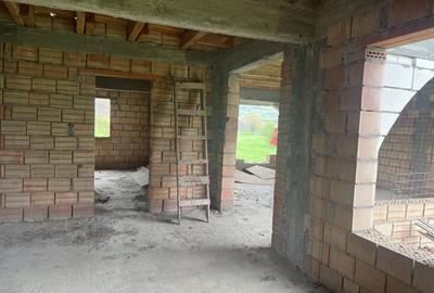 Casă cu 4 camere în Sântana de Mureș - 2