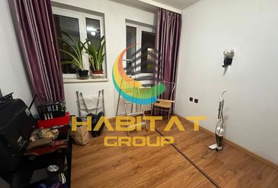 Apartament cu 3 camere semidecomandat, mobilat în P-ța Victoriei - 1