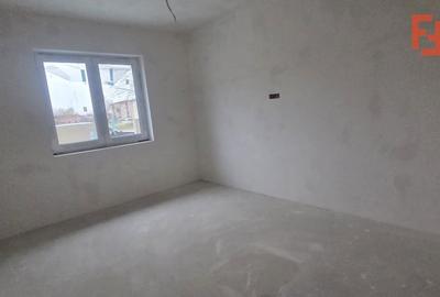 Duplex cu 4 camere cu Canalizare în Giroc - 4