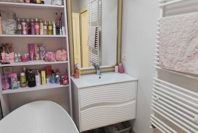 Apartament cu 3 camere decomandat în Central - 15