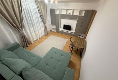 Garsonieră decomandată în Micălaca