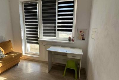 Apartament cu 3 camere decomandat în Central - 1