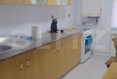 Apartament cu 3 camere decomandat, mobilat în Central - 12