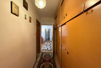 3 cam- Clucerului -str Serdarului - bloc 1979 -centrala proprie -95mp-boxa - 10