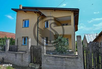 Casă cu 4 camere cu Teren 600 Mp în Tomșani - 12