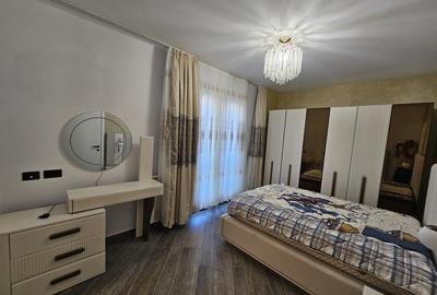 Casă individuală cu 7 camere cu Canalizare în Faleza Nord - 9