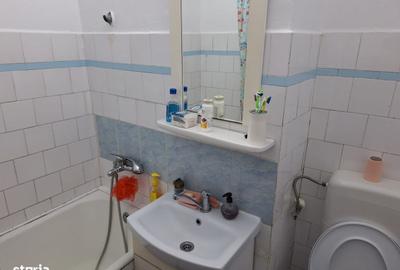 Apartament cu 2 camere semidecomandat în Tomis Nord