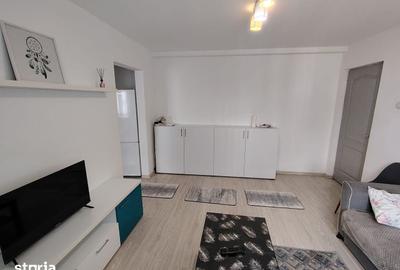 Apartament cu 2 camere în Micro 6 - 16