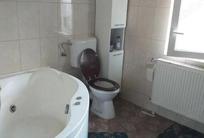 Casă cu Teren 385 Mp în Sântandrei