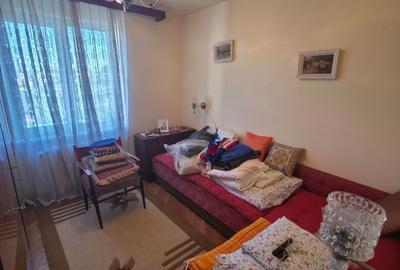 Apartament cu 3 camere semidecomandat în Central - 8