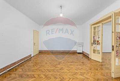 Birou, de 134 mp, în Central - 7