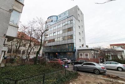 Cladire de birouri inchiriata | Randament +7,5% / an | Contract ferm | - 5