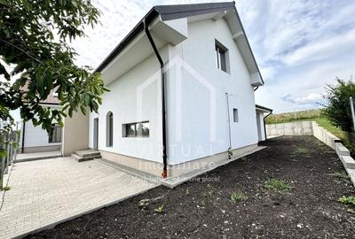 Casa cuplata cu 5 camere, 162mp utili, 265mp curte libera, Sura Mica - 3