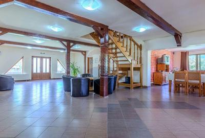 Casă cu 10 camere cu Teren 13400 Mp în Vama Buzăului - 14