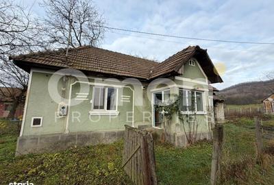 Casă cu 2 camere cu Canalizare în Tăuții de Sus - 2
