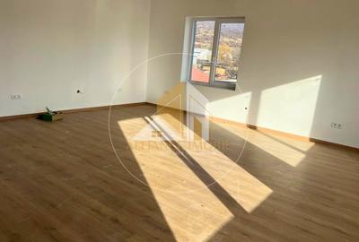 Spatiu industrial cu utilizare mixta(productie ,depozit, birouri) – de inchiriat - 4